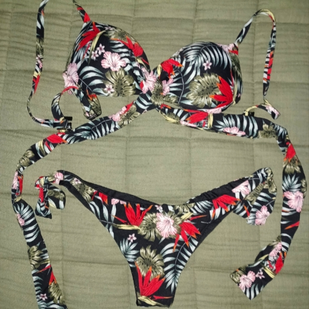 Calzedonia swim Like New